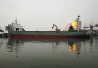 Tongkang untuk jualan