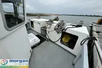 Kapal kerja untuk dijual