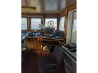 Kapal bekalan untuk dijual