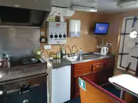 Kapal kerja untuk dijual