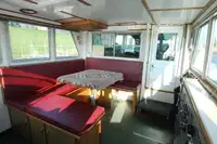 Kapal pelayaran untuk dijual