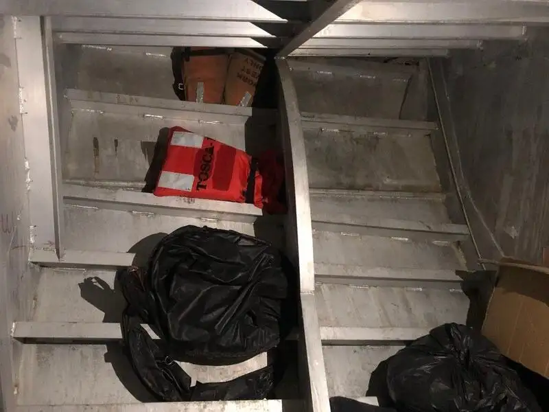 Kapal kontena untuk dijual