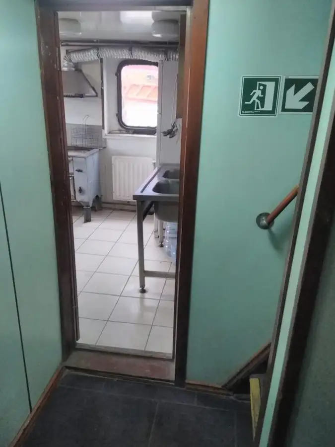 Tongkang untuk dijual