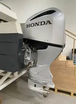Kapal layar untuk dijual