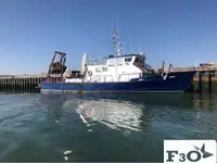 Kapal tinjauan untuk jualan