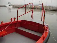 Kapal kerja untuk dijual