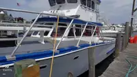 Kapal feri untuk jualan