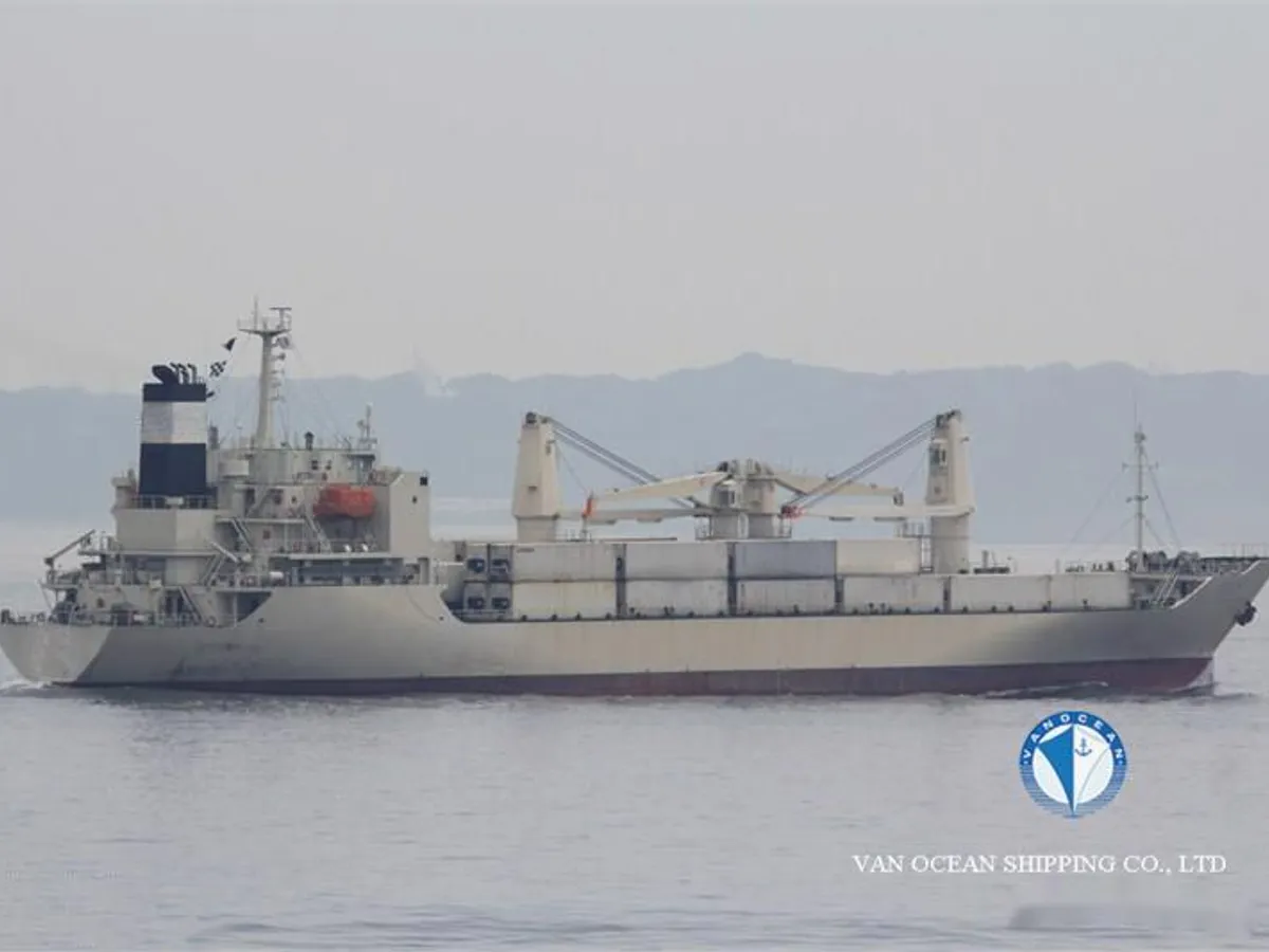 Kapal peti sejuk untuk dijual