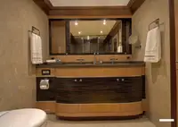 Yacht untuk dijual
