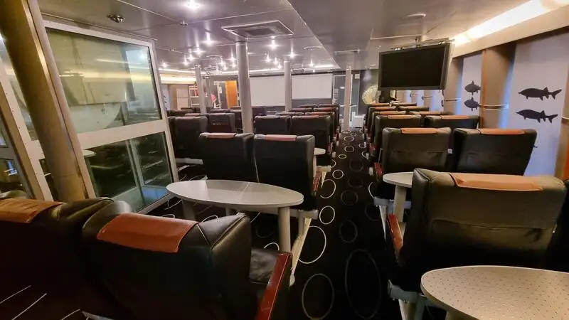 Kapal pelayaran untuk dijual