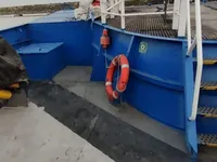 Kapal anak kapal untuk dijual