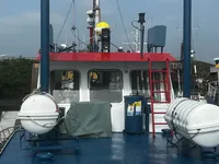Kapal rondaan untuk dijual