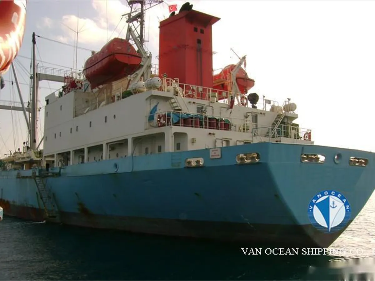 Kapal peti sejuk untuk dijual