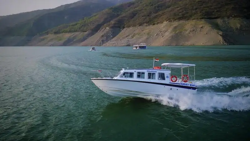 Kapal pelayaran untuk dijual