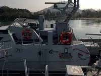 Kapal rondaan untuk dijual