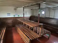 Kapal pelayaran untuk dijual