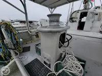 Kapal penyelamat untuk dijual