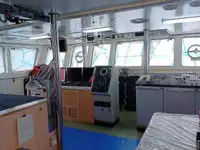 Kapal rondaan untuk dijual