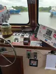 Kapal anak kapal untuk dijual