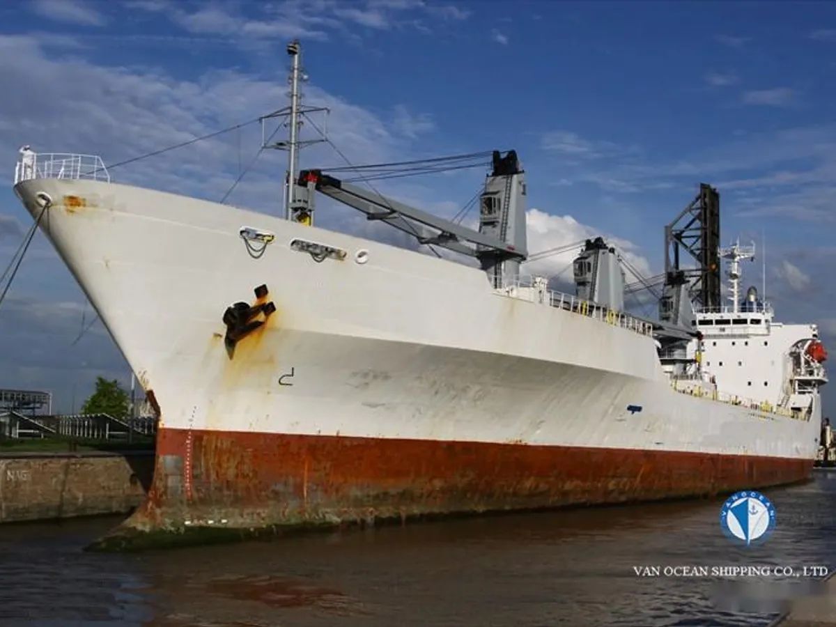 Kapal peti sejuk untuk dijual
