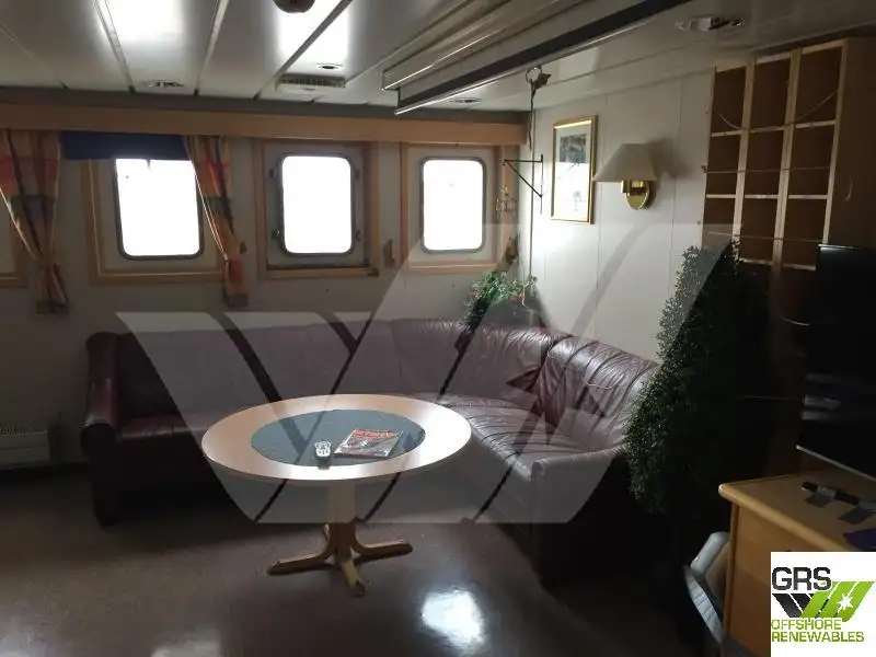 Kapal Bekal Pantas (FSV) untuk dijual