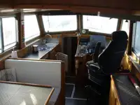 Kapal rondaan untuk dijual