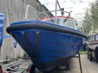 Kapal rondaan untuk dijual