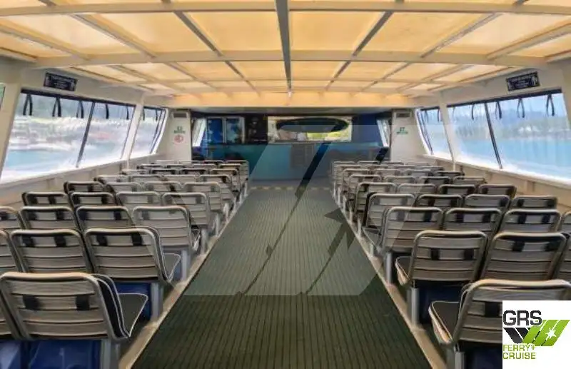Kapal pelayaran untuk dijual