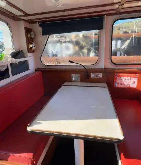 Kapal tunda untuk dijual