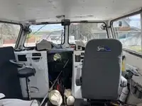 Kapal kerja untuk dijual
