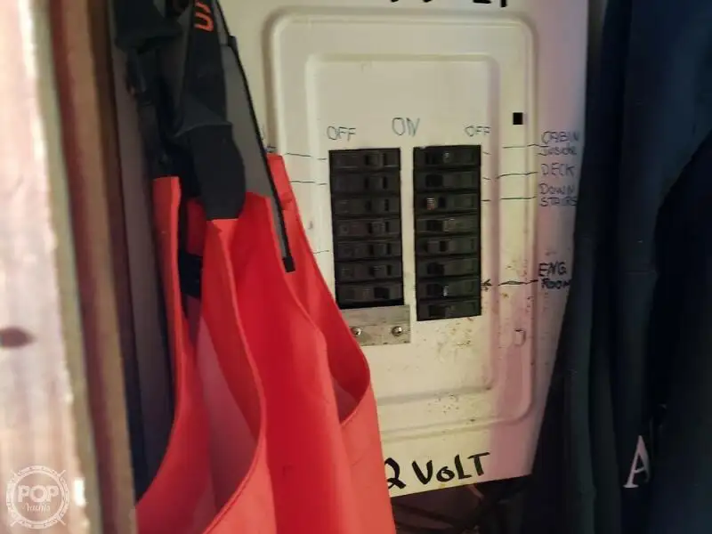 Kapal feri untuk dijual