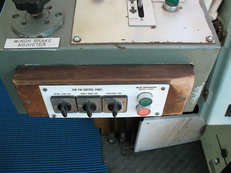 Kapal tunda untuk dijual