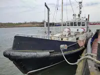 Kapal tinjauan untuk dijual