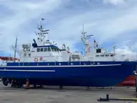 Kapal rondaan untuk dijual