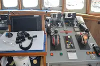 Kapal kontena untuk dijual