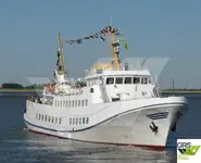 Kapal penumpang untuk dijual