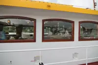 Kapal pelayaran untuk dijual