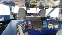 Katamaran untuk jualan