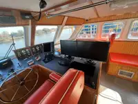 Kapal anak kapal untuk dijual