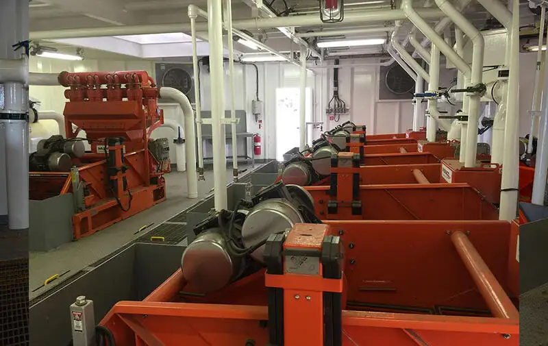 Kapal LNG untuk dijual