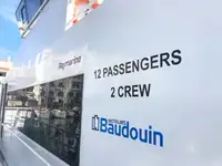 Kapal layar untuk dijual