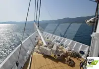 Kapal pelayaran untuk dijual