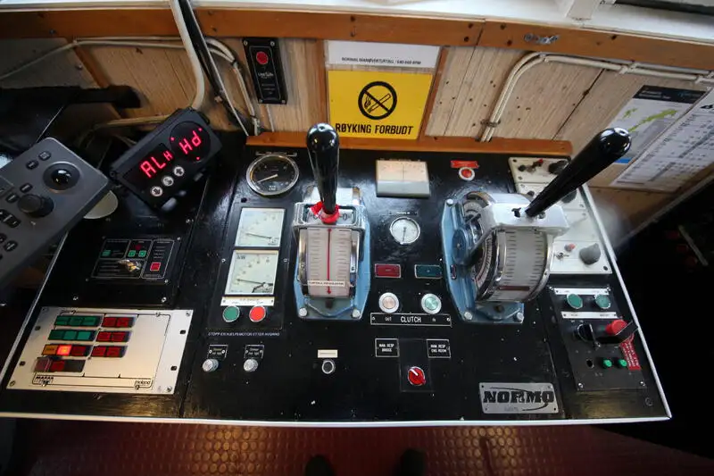 Kapal pengangkut pukal untuk dijual