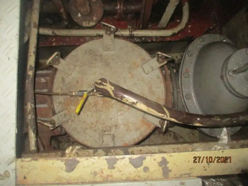 Kapal peti sejuk untuk dijual