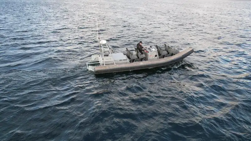 Kapal rondaan untuk dijual
