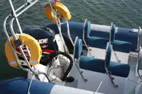 Kapal getah kaku untuk dijual