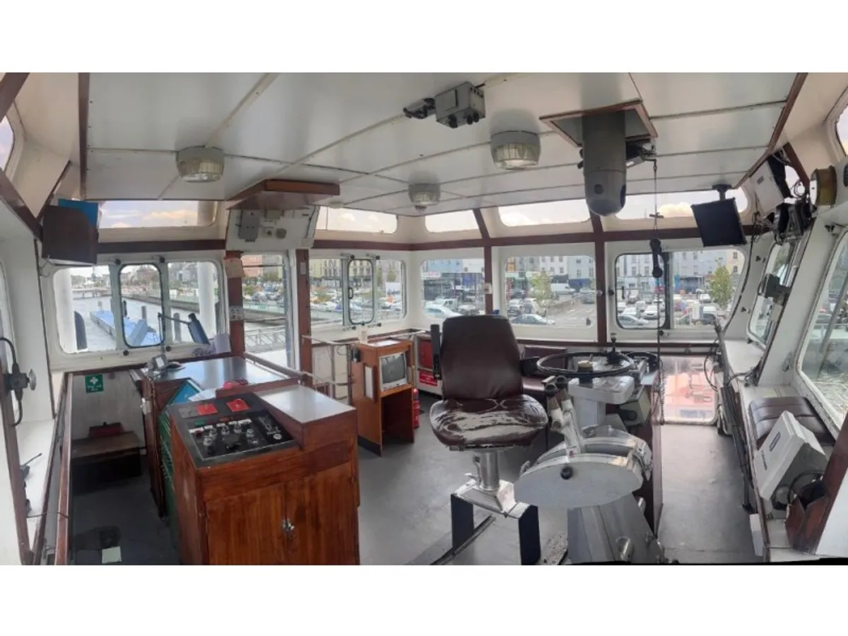Kapal tunda untuk dijual