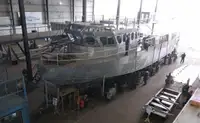 Kapal feri untuk dijual