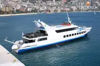 Kapal feri untuk jualan
