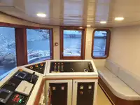 Kapal penumpang untuk dijual